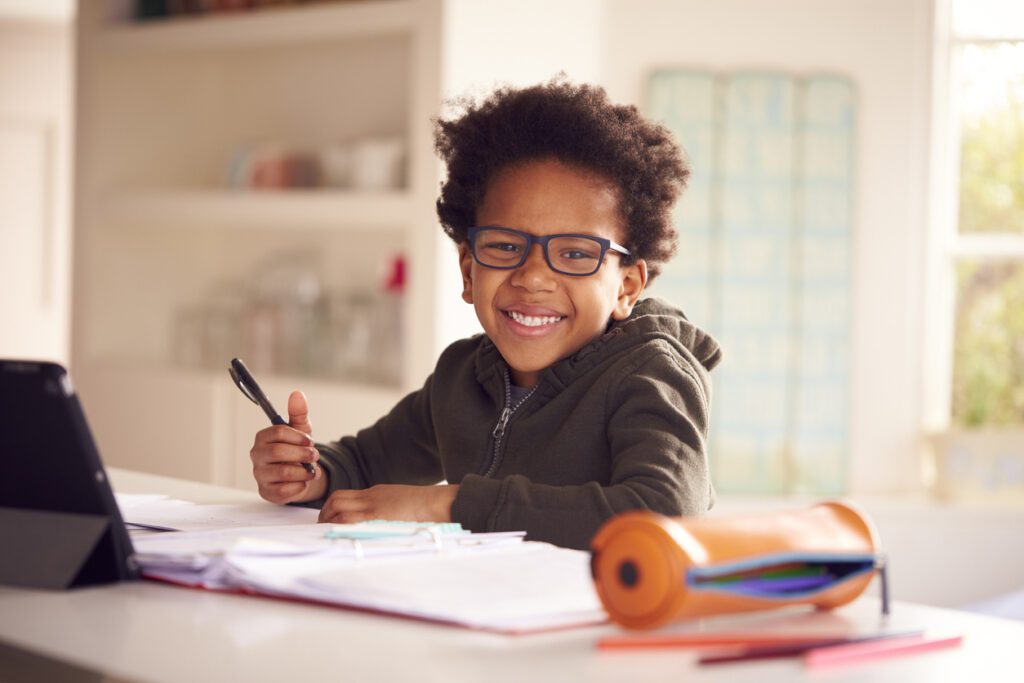 Time after school flies by, before you know it it's bedtime and nothing is done! Consider these tips for creating a balanced after school schedule.