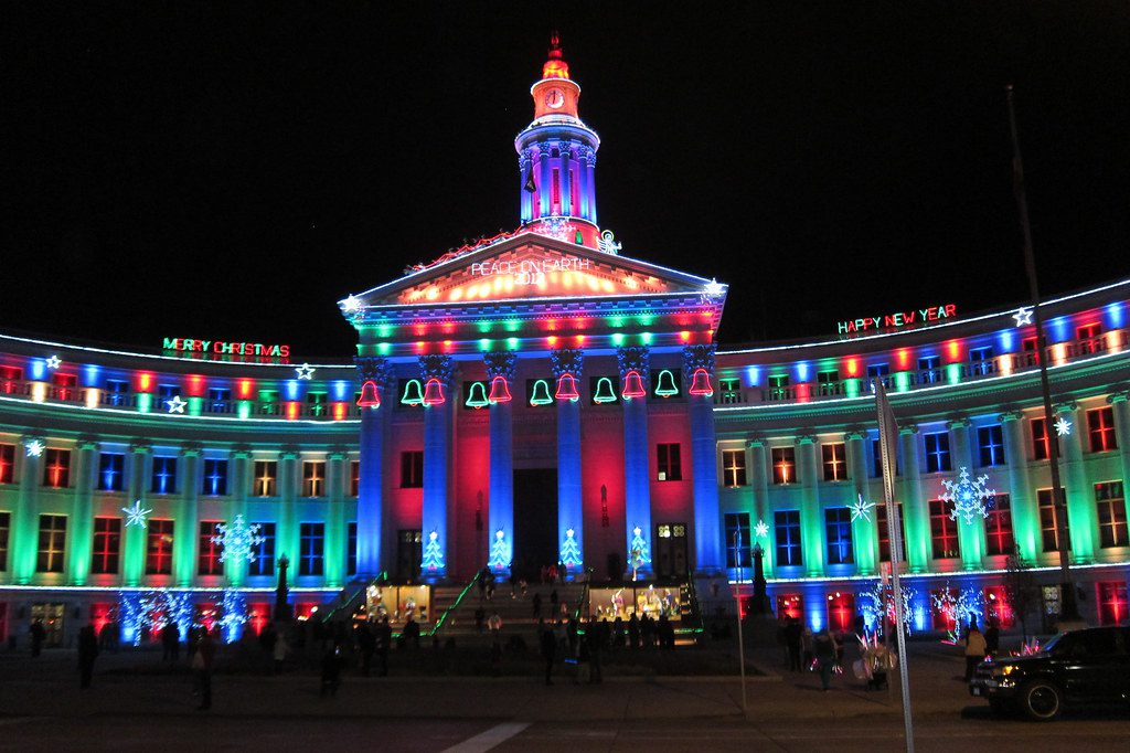 Grab a cup of cocoa, bundle up, and enjoy all of the extravagant holiday light displays around Colorado this season!
